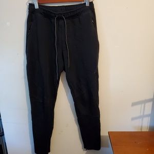 Puma Stampd slim fit weatpants Size small